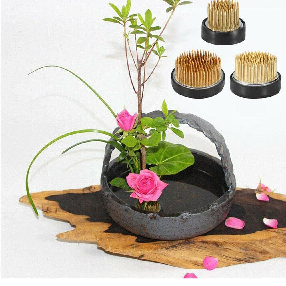 Round Ikebana Flower Frog With - огляд і ціна Ikebana Vase Kenzan