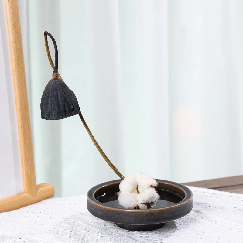 Japanese Frog Ceramic Vase Ike - огляд і ціна Ikebana Vase Kenzan